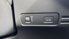 Volvo Xc40 2.0 B4P R DESIGN Pro 5dr Auto [7 speed] Petrol Estate